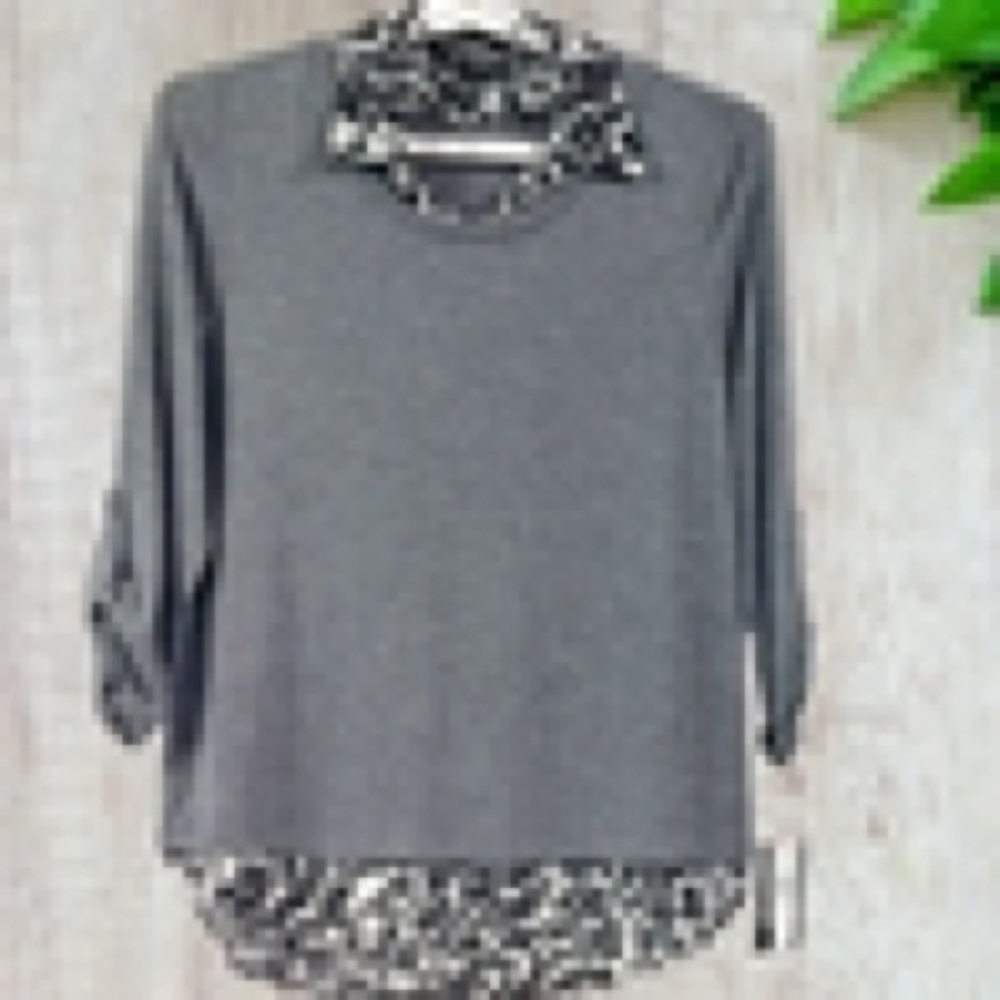 Gray Women's Top with Patterned Collar